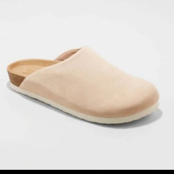 Universal Thread Shoes - Universal Thread Women's Bev Slip-Ons